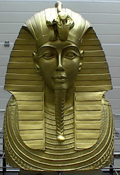 Tut Ench Amun-Maske / nachher